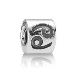Pandora Zodiac Cancer Charm